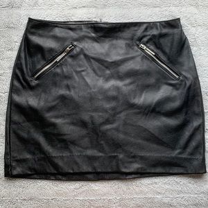 H&M faux black leather mini skirt size 8
